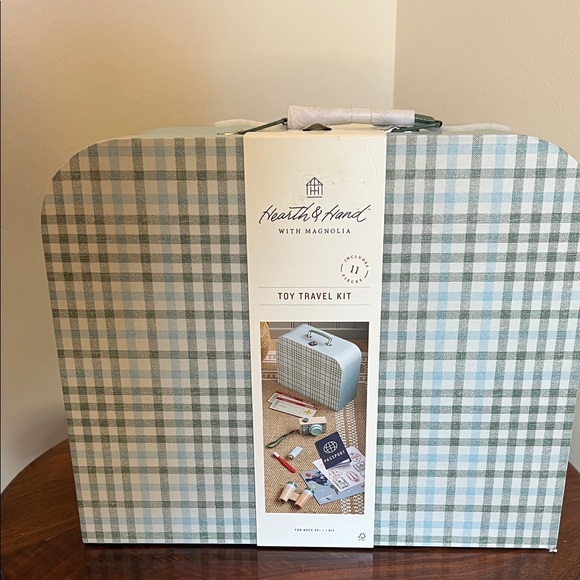 Hearth & Hand Other - Hearth & Hand Blue and White Toy Travel Kit